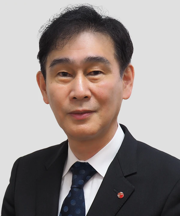 董事、高级常务执行官兼行政部总经理 Masahiro Noma 的照片。