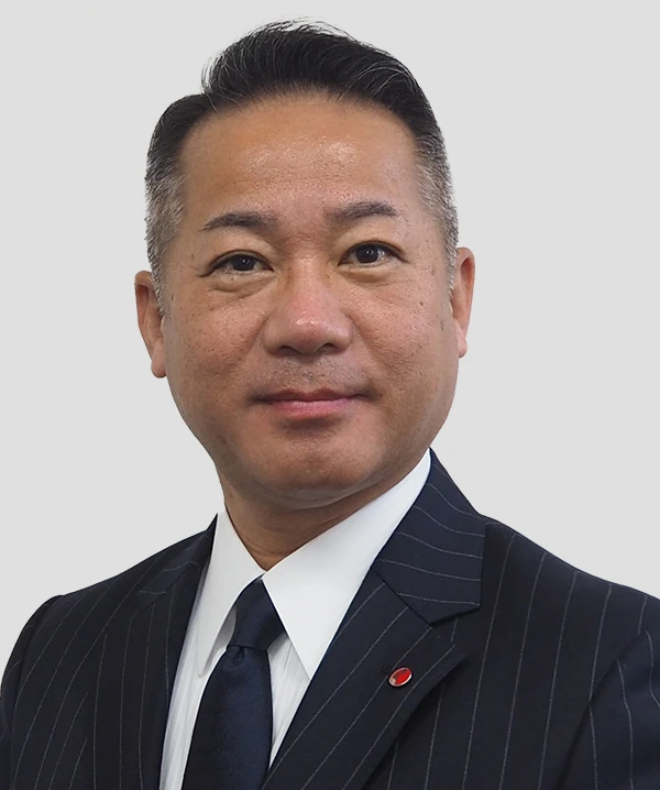 董事兼高级常务执行官 销售与市场部总经理 山田 恭嵩的照片。