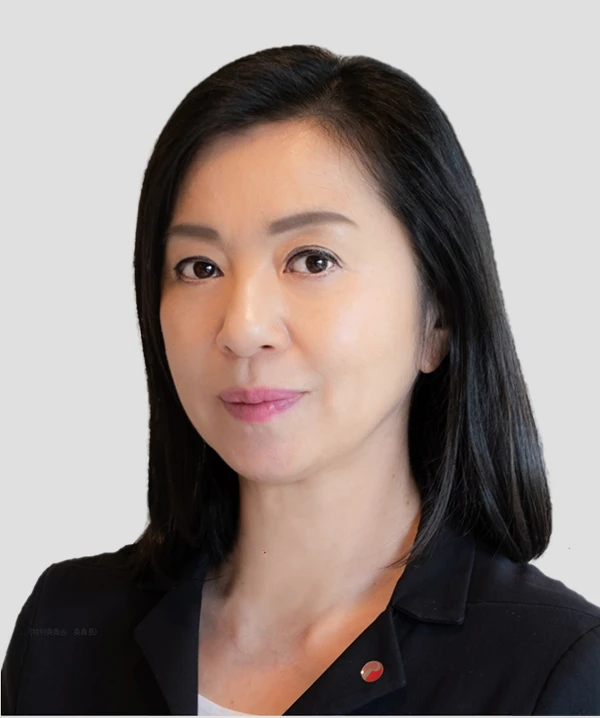 外部董事 織作 峰子 的照片。